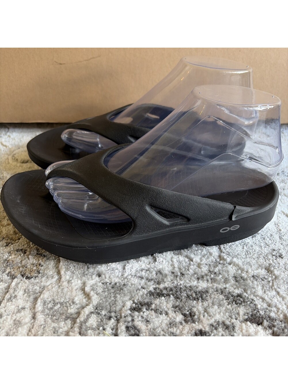 Oofos Men OOriginal Sandal Size 5 Men 7 Women Black Thong Recovery Sport Slide